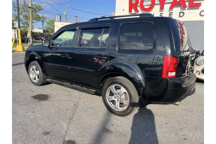 $8900 : 2014 Pilot EX-L w/DVD image 6