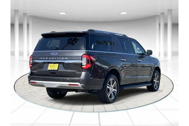 $39446 : Ford Expedition MAX 2024 4x2 image 4