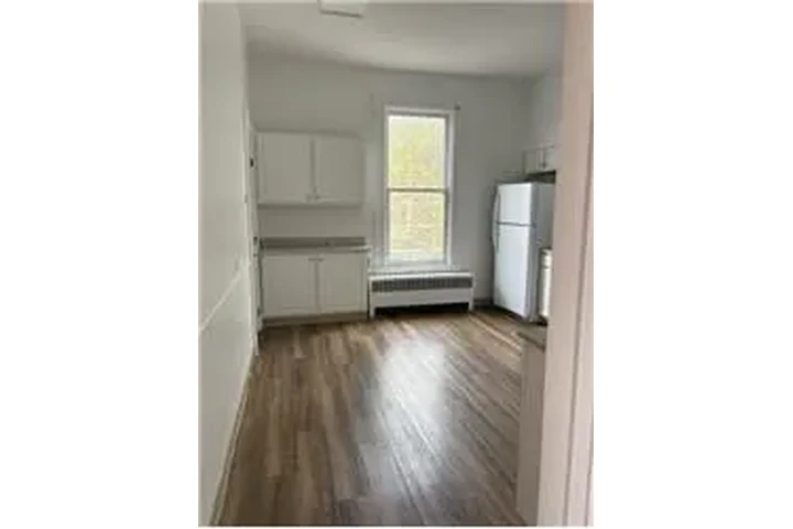 $2395 : Rental property with 5 bedro image 5