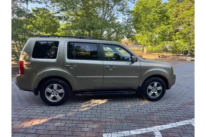 $5000 : 2010 Pilot EX-L image 5