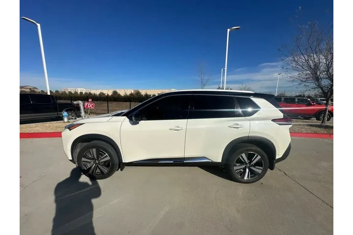 $23983 : Nissan Rogue 2022 Platinum 4 image 10