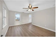 $750 : Rental property with 2 bedro thumbnail