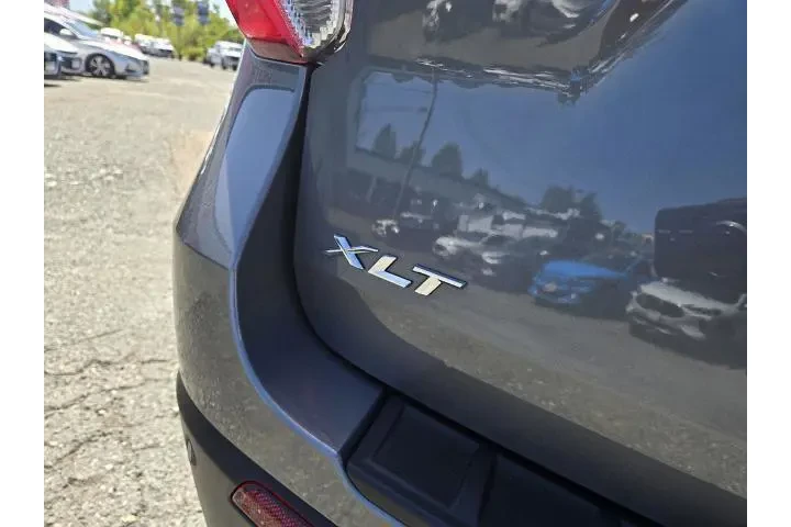 $35337 : Ford Explorer 2023 AWD XLT 4 image 10