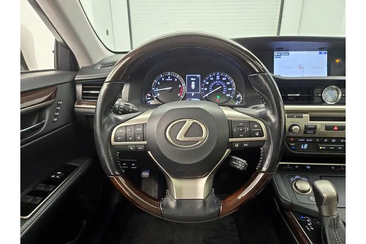 $24998 : Lexus ES 350 2016 4dr Sedan image 10