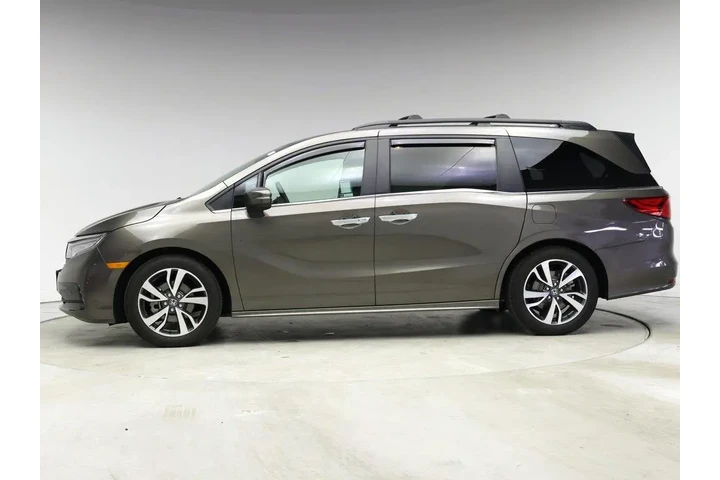 $38998 : Honda Odyssey 2023 Touring 4 image 3