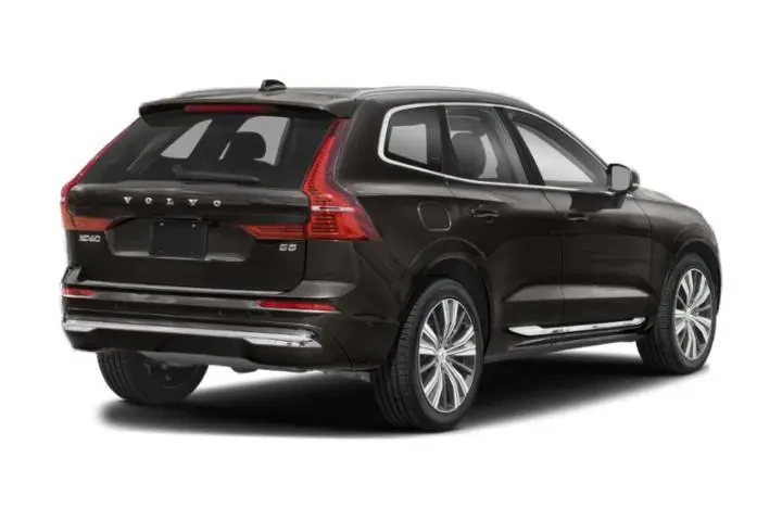 $28990 : Volvo XC60 2022 AWD B6 Inscr image 2