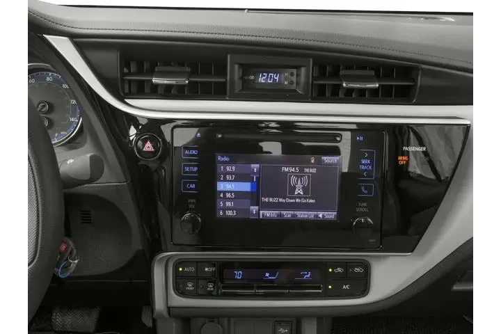 $5997 : Toyota Corolla 2017 SE 4dr S image 10