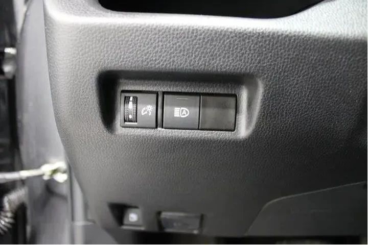 $29948 : Toyota RAV4 Hybrid 2023 AWD image 8