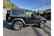 $27545 : Jeep Wrangler 2022 4x4 Sport thumbnail
