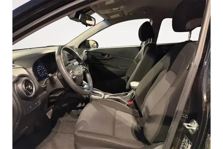 $19500 : Hyundai KONA 2023 AWD SEL 4d image 2