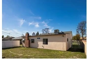 $2200 : BEAUTIFUL BACK HOUSE FOR LEASE thumbnail