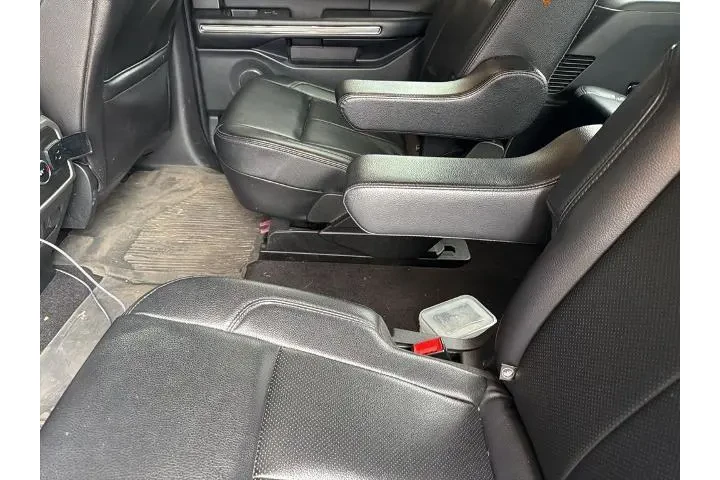 $23960 : Ford Expedition 2021 4x2 XLT image 8