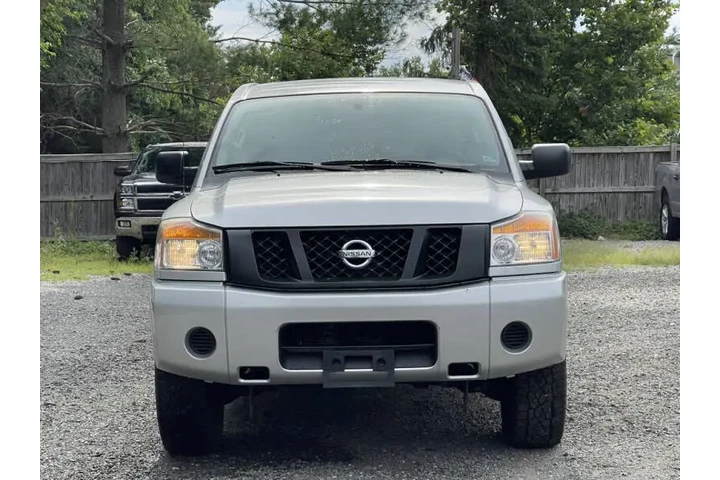 $12990 : 2014 Titan S image 3