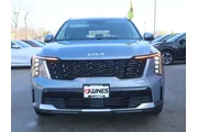 $23377 : Kia Sorento 2024 S 4dr SUV thumbnail