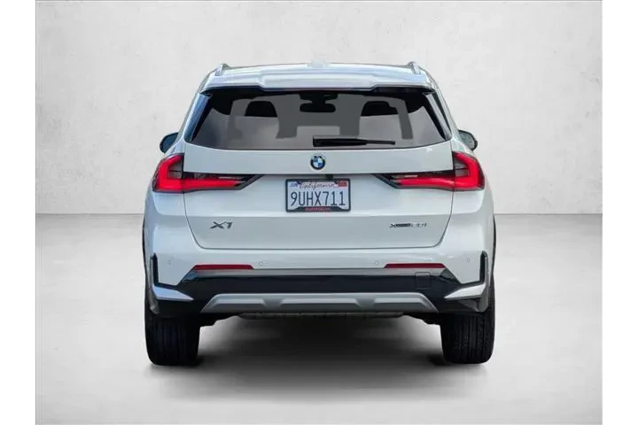 $37862 : BMW X1 2025 AWD xDrive28i 4d image 7