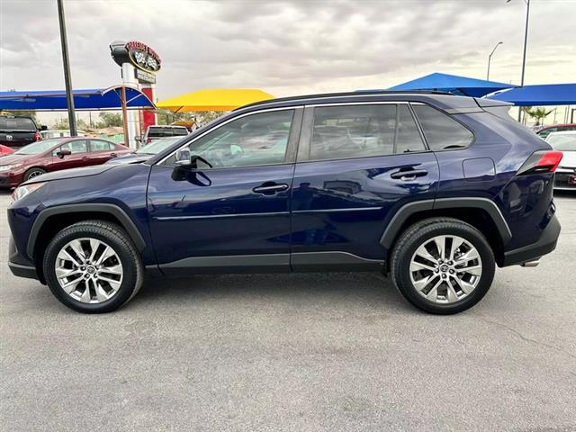 $26995 : Pre-Owned 2020 RAV4 XLE Premi image 9