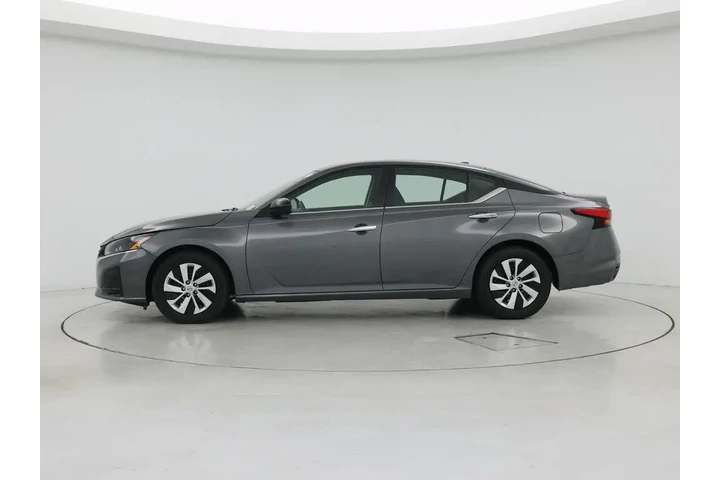 $23998 : Nissan Altima 2025 2.5 S 4dr image 3
