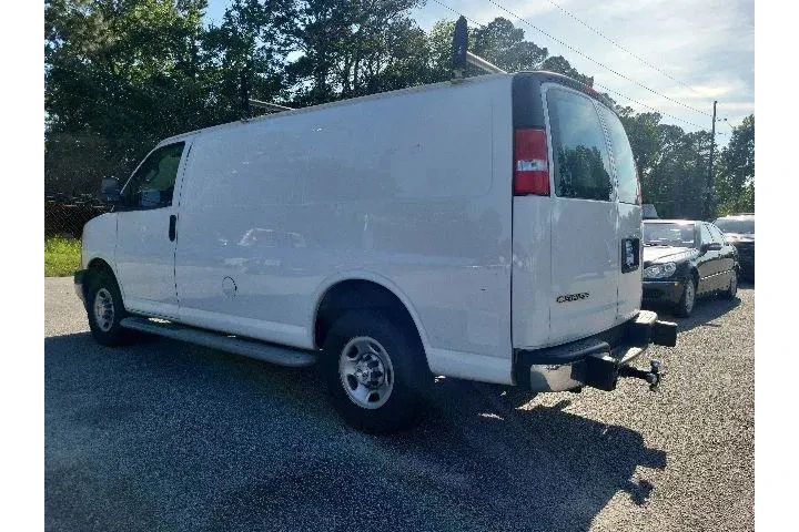 $23997 : Chevrolet Express 2022 2500 image 3