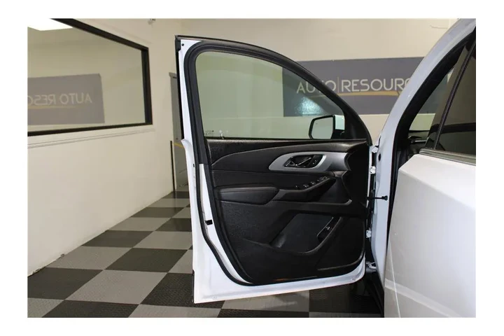 $25749 : Traverse 2022 image 10