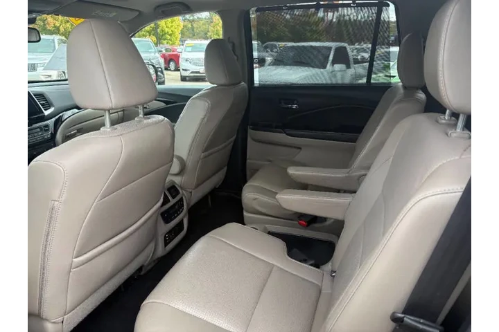 $13950 : 2016 Pilot Elite image 9