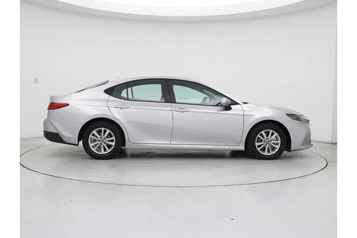 $27998 : Toyota Camry 2025 LE 4dr Sed image 7