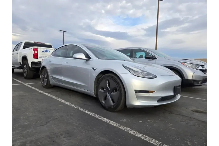 $19991 : Tesla Model 3 2018 Mid Range image 1