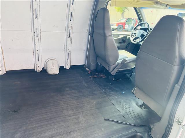 $6500 : CARGO VAN image 4