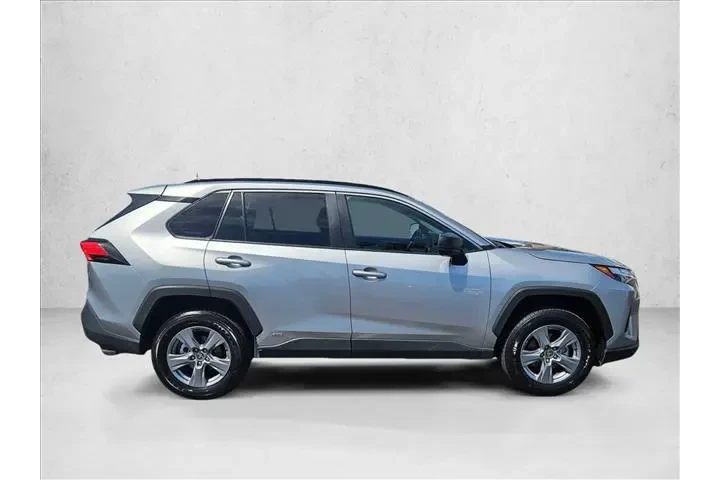 $32778 : Toyota RAV4 Hybrid 2025 AWD image 4