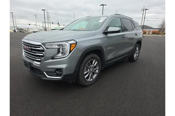 $22819 : GMC Terrain 2024 AWD SLT 4dr image 9