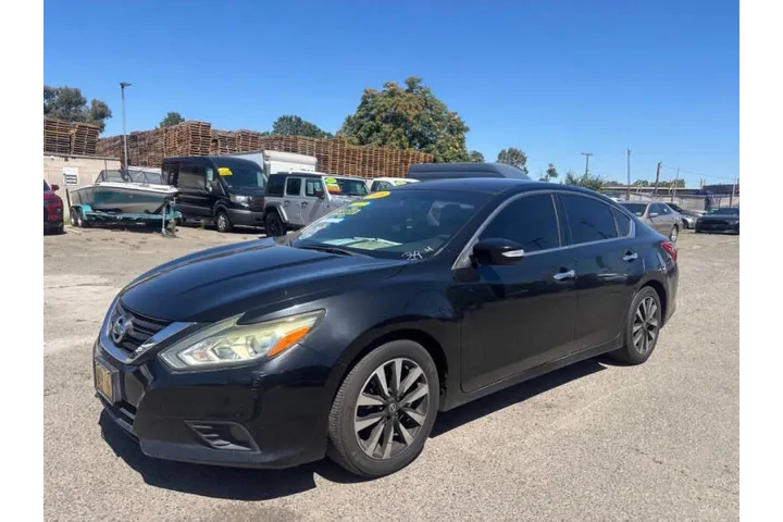 $15999 : 2018 Altima 2.5 SL image 8