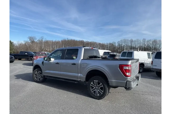 $30000 : Ford F-150 2021 4x4 XL 4dr S image 4