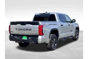 $39588 : 2022 Tundra SR5 thumbnail