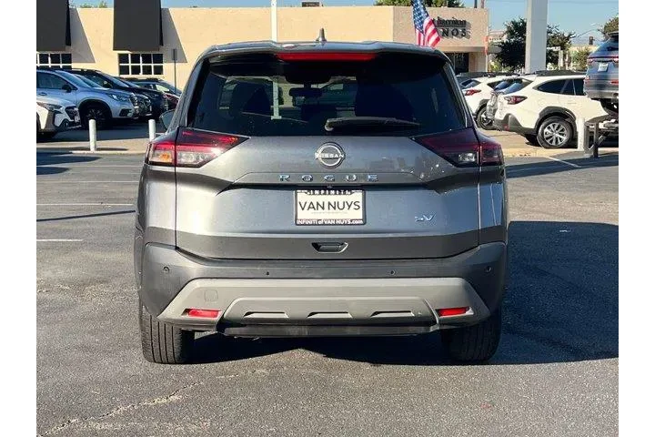 $18595 : Nissan Rogue 2023 SV 4dr Cro image 5