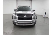 $24998 : Mitsubishi Outlander 2024 SE thumbnail