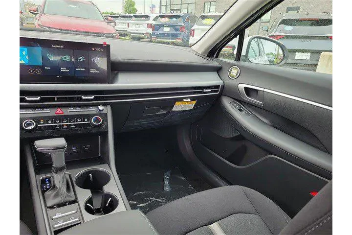 $28030 : Hyundai SONATA 2025 SE 4dr S image 6