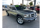 2011 Dakota SXT Crew Cab 2WD thumbnail