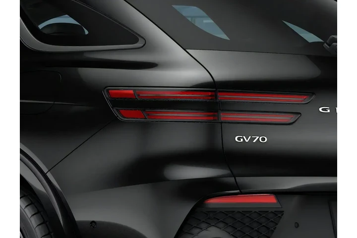 Genesis GV70 2025 AWD 3.5T S image 10