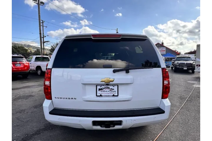 $11995 : 2013 Suburban LT image 7