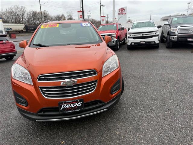 $7990 : 2016 Trax image 7