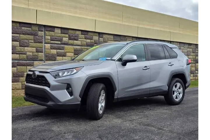 $20999 : Toyota RAV4 2019 AWD XLE 4dr image 6