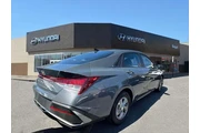 $18588 : Hyundai ELANTRA 2025 SE 4dr thumbnail