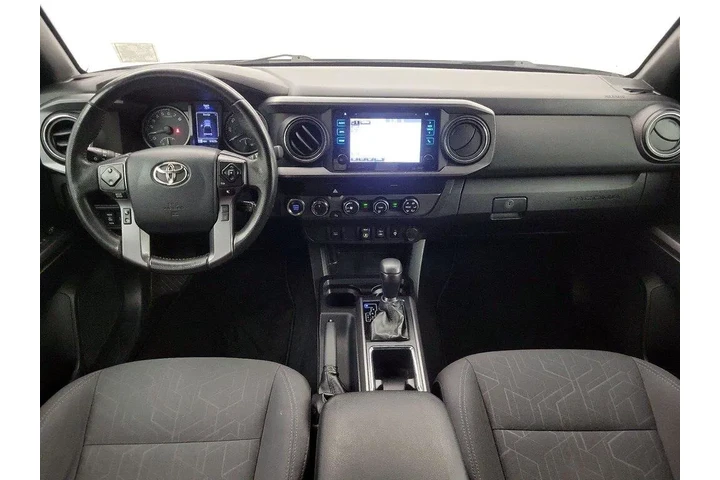 $28998 : Toyota Tacoma 2019 4x4 TRD P image 9