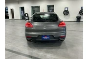 $28500 : Porsche Panamera 2016 AWD 4 thumbnail