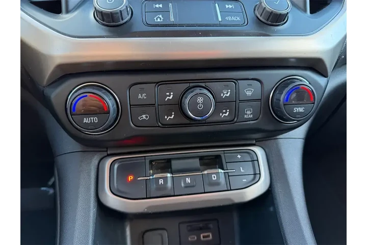 $27577 : GMC Acadia 2021 Denali 4dr S image 8