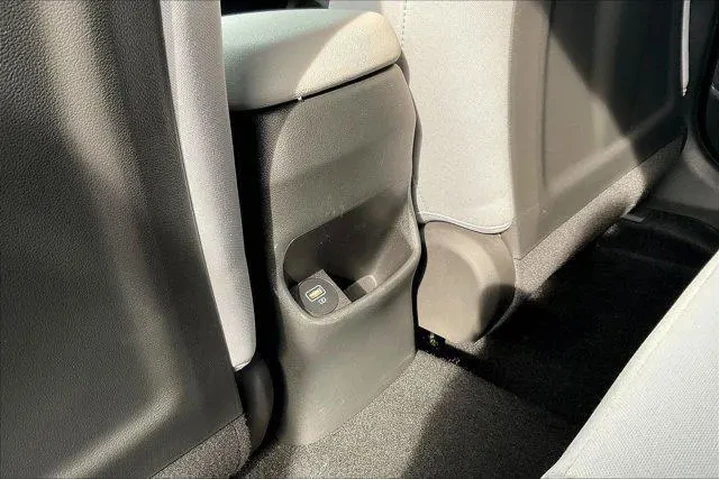 $19682 : Hyundai KONA 2023 SEL 4dr Cr image 6