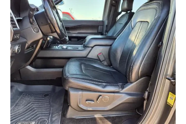 $15457 : Ford Expedition 2018 4x2 Lim image 7