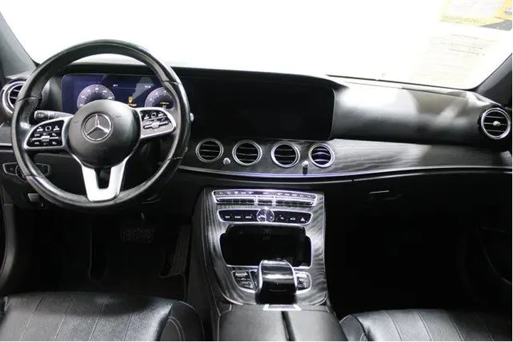 $24981 : Mercedes-Benz E-Class 2020 E image 2