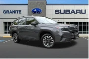 $26990 : Subaru Forester 2025 AWD Bas thumbnail