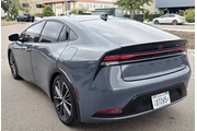 $21950 : 2024 Prius XLE thumbnail