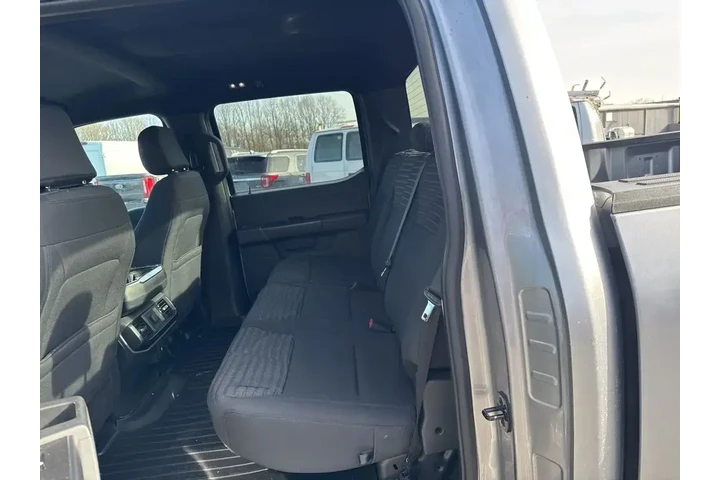 $30000 : Ford F-150 2021 4x4 XL 4dr S image 10